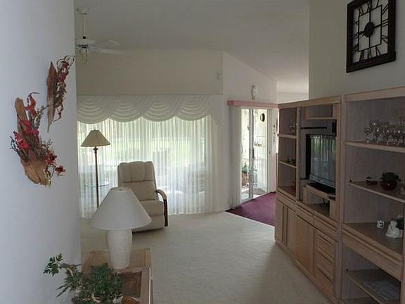 2nd image of 2225 Westminster Manor Ln