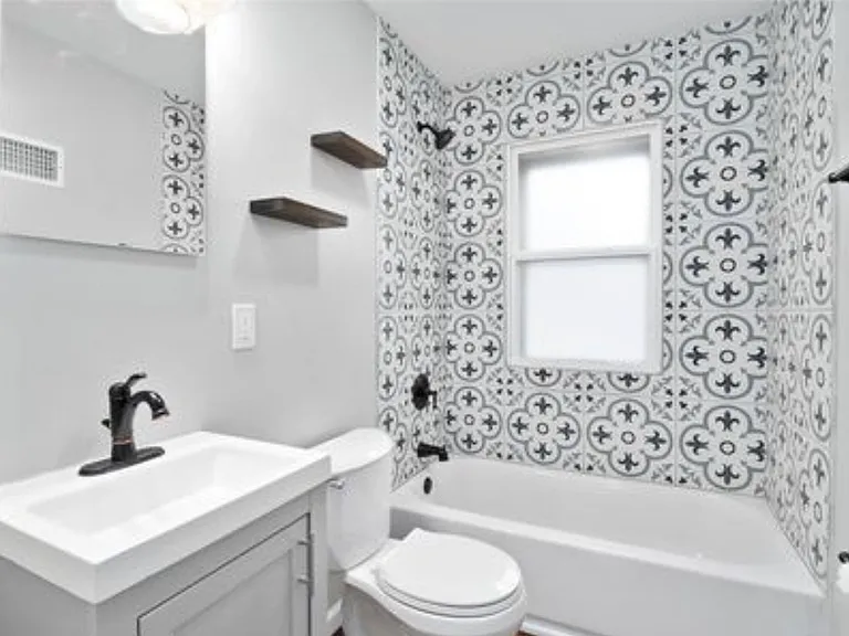 3102 Saint Myron Ln — Photo 4