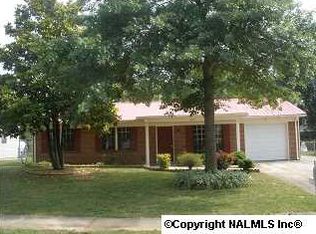 1201 Towerview St SW, Decatur, AL 35601