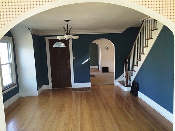 4th image of 724 S Galena Ave