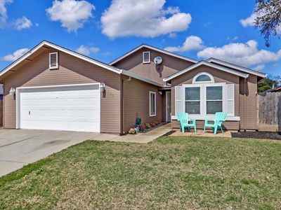 687 Victorian Park Dr, Galt, CA, 95632