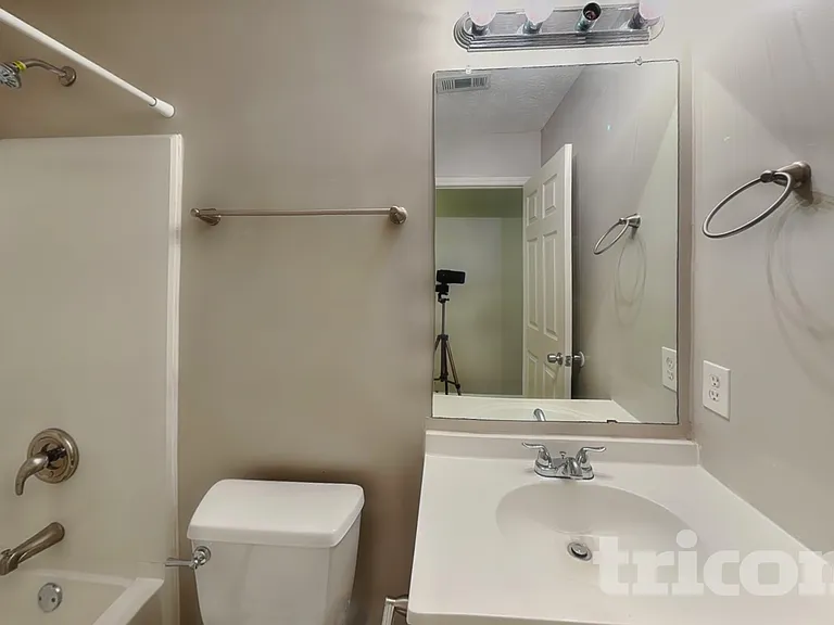 1455 Enchanted Forest Dr — Photo 12