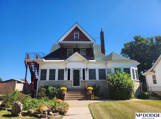 3715 S 16th St, Omaha, NE 68107