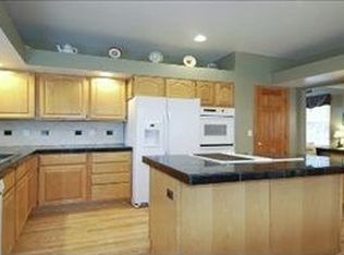 9976 Stratford Pl, Highlands Ranch, CO 80126