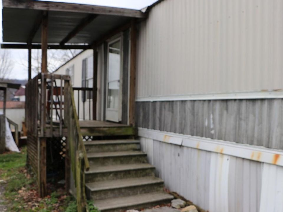 1st image of 2009 Greenway St