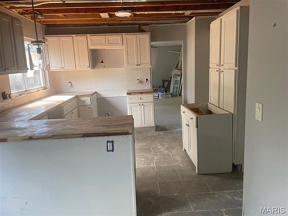 5th image of 2932 Sherwood Dr