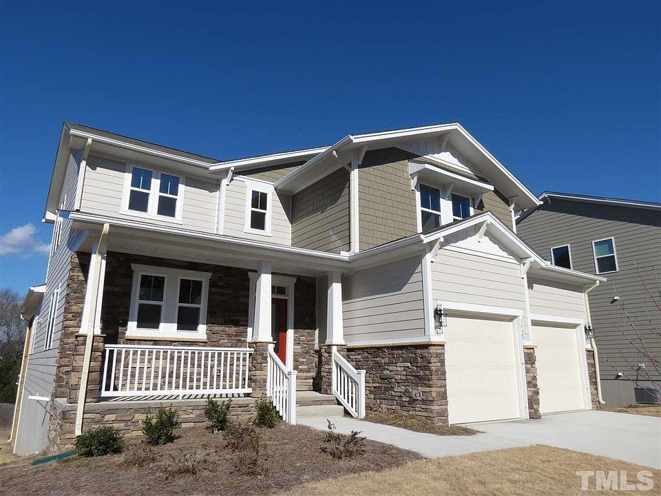 2nd image of 1529 Lake Louise Ln