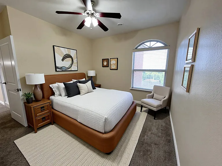 The Reserve Apartments — Photo 44