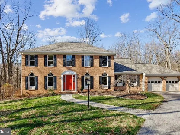 702 Falls Rd, Parkton, MD 21120