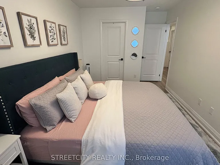 3900 Savoy St E #31 — Photo 11