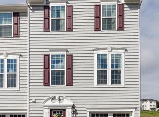 1838 Honeysuckle Ct, Downingtown, PA 19335