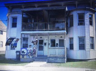 34 Leonard St, Mechanicville, NY 12118