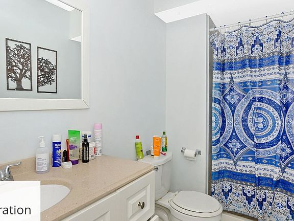 4th image of 1016 S Claremont Ave #3