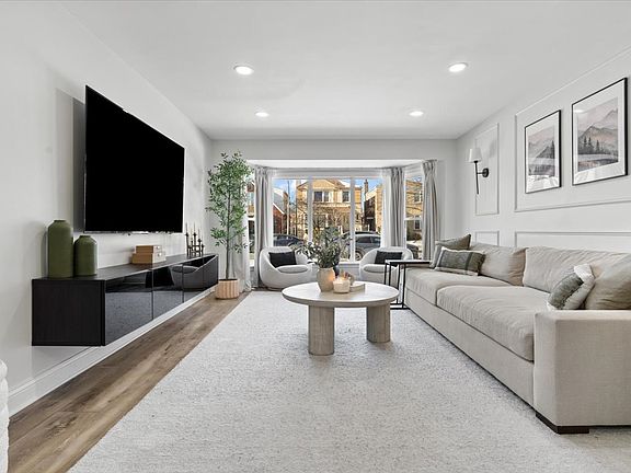 4th image of 6311 N Lawndale Ave