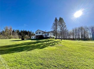 13131 Fox Hollow Dr, Edinboro, PA 16412