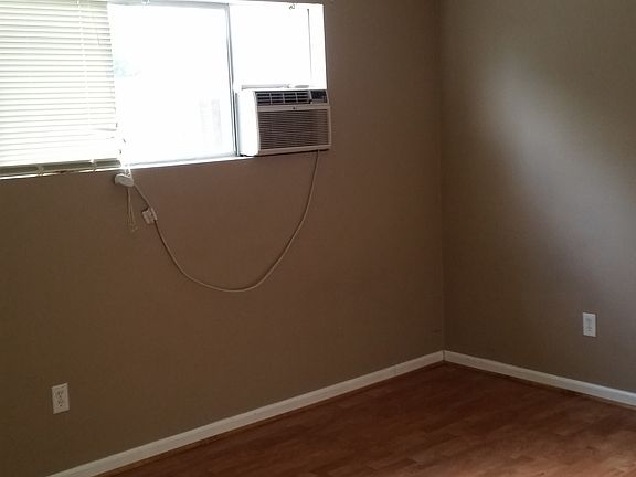 Front bedroom 1