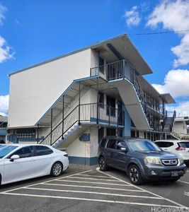 715 Umi St APT 2N, Honolulu, HI, 96819