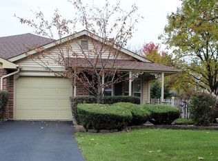 1598 Lighthouse Dr, Naperville, IL 60565