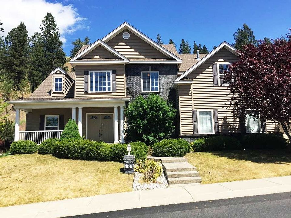 1st image of 1303 E Blackwood Ln