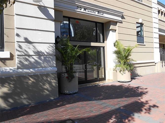 1st image of 39 Mineola Blvd Ste 2F