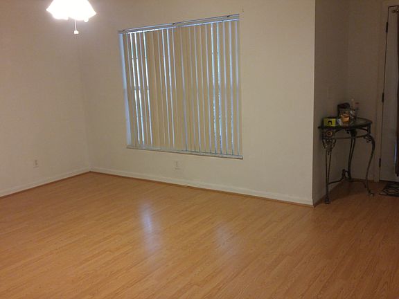 2nd image of 10233 Lakeside Vista Dr