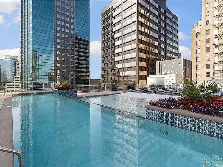 1101 Walnut St #1202 — Photo 34
