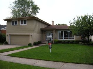 498 E Adams St, Elmhurst, IL 60126