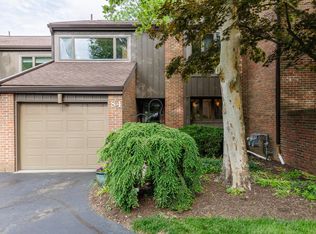 84 Glen Dr, Columbus, OH 43085
