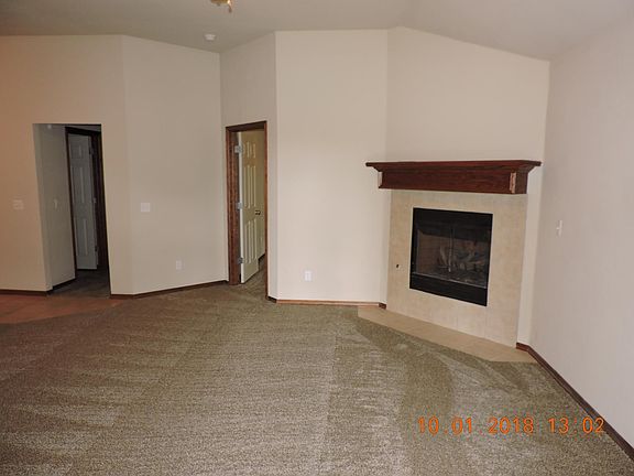 5th image of 15100 Kyle Dr Unit B