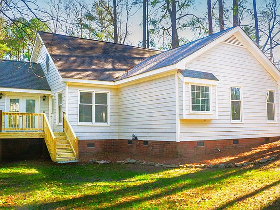 2nd image of 1006 River Hill Drive