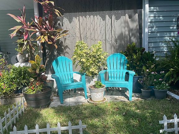 3rd image of 403 Morristown Cay
