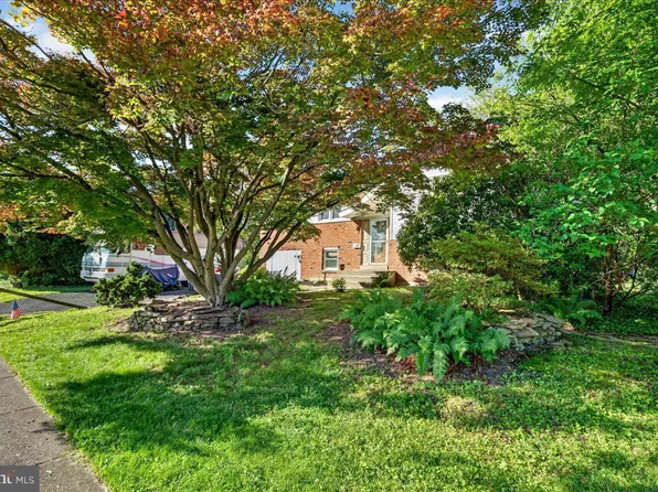 1404 Hampton Ln, Warminster, PA 18974