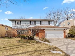 302 S Dwyer Ave, Arlington Heights, IL