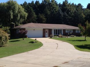 9020 Yund Rd, Benton Harbor, MI 49022