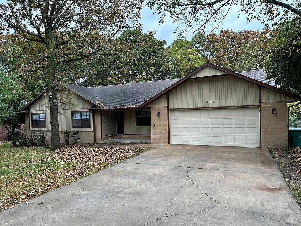 1st image of 1612 S 14th Pl
