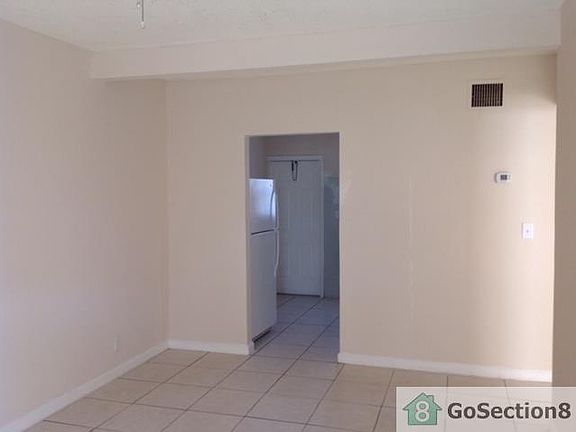 4th image of 742 NW 13th Ter