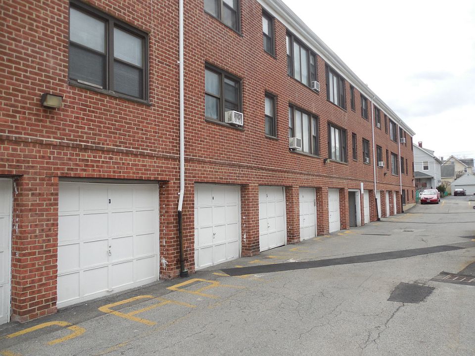 2nd image of 250 W Post Rd APT K2