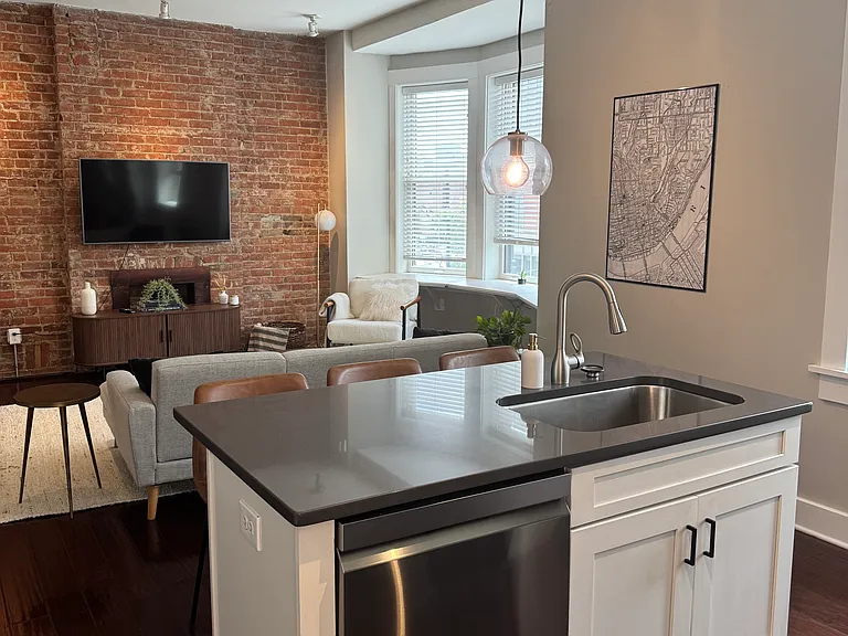 1501 Vine St #304 — Photo 21