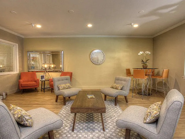 Davinci Apartments — Photo 2