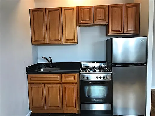 Rented by Friedman Roth Realty | media 19