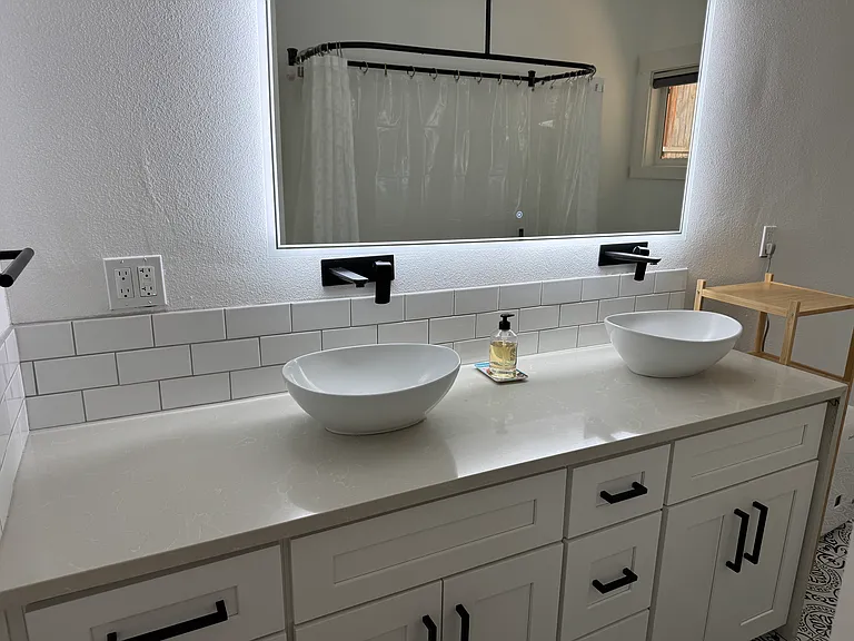 2102 NW Kelly Dr #17 — Photo 8