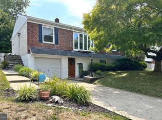 39 Cedar Grove Rd, Conshohocken, PA 19428