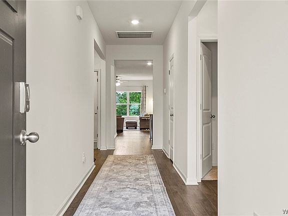 3rd image of 4665 Coppercrest Ln