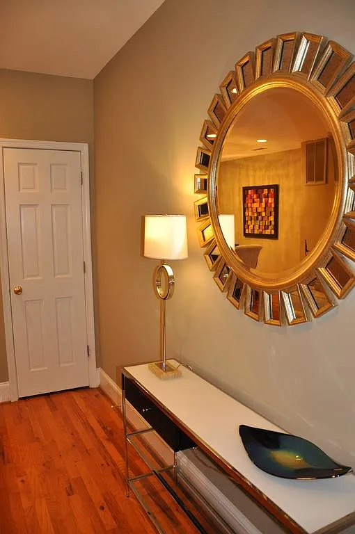 2 bed, 1.5 bath, 1320 sqft, $2,800 — Photo 2