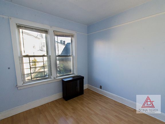 5th image of 7056 Broadway #1