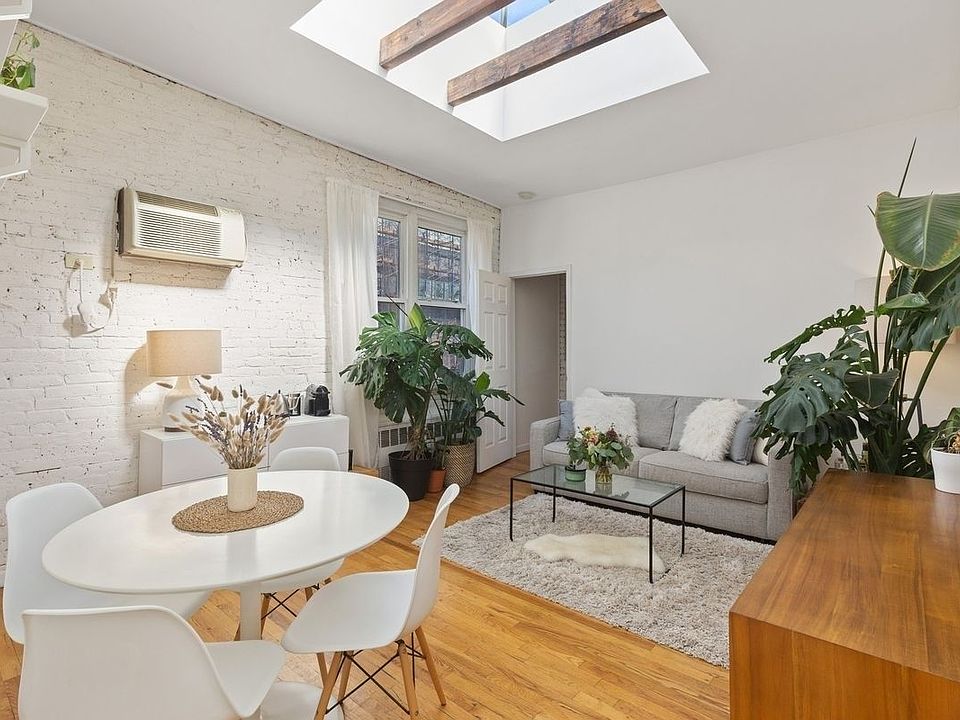 1st image of 135 Amity St APT 4B