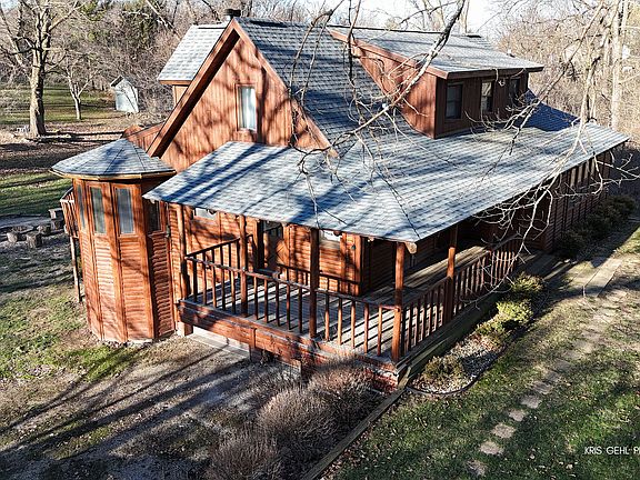 3rd image of 28496 N High View Rd
