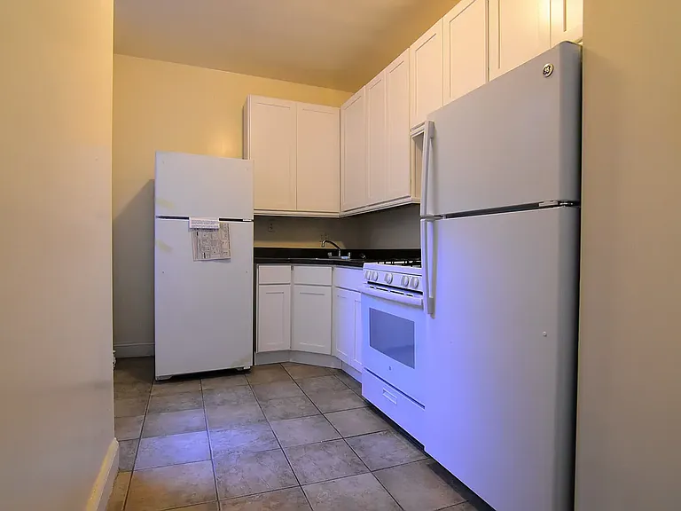 3033 Coney Island Ave #4 — Photo 2