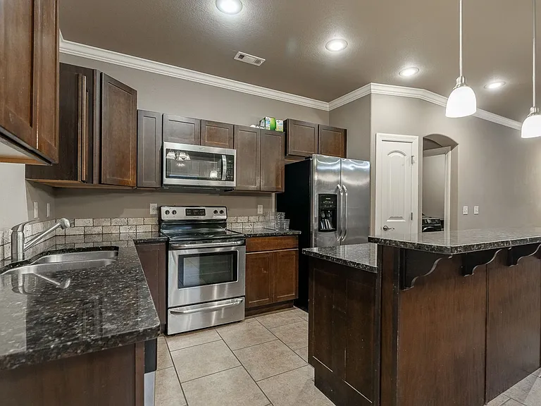 3064 Raven Ln — Photo 6
