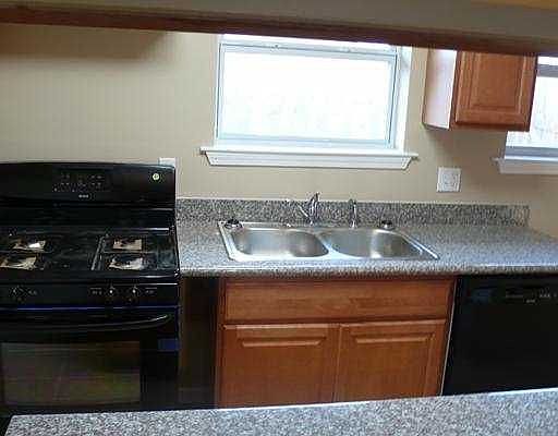 5th image of 3508 Lyndell Dr